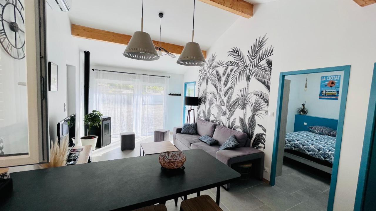 Loft24 Fibre Tout Compris Ussat Eksteriør bilde