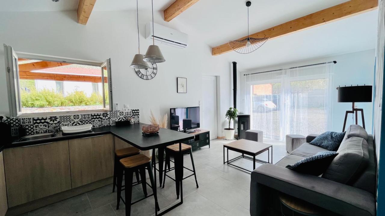 Loft24 Fibre Tout Compris Ussat Eksteriør bilde
