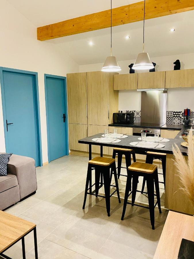 Loft24 Fibre Tout Compris Ussat Eksteriør bilde