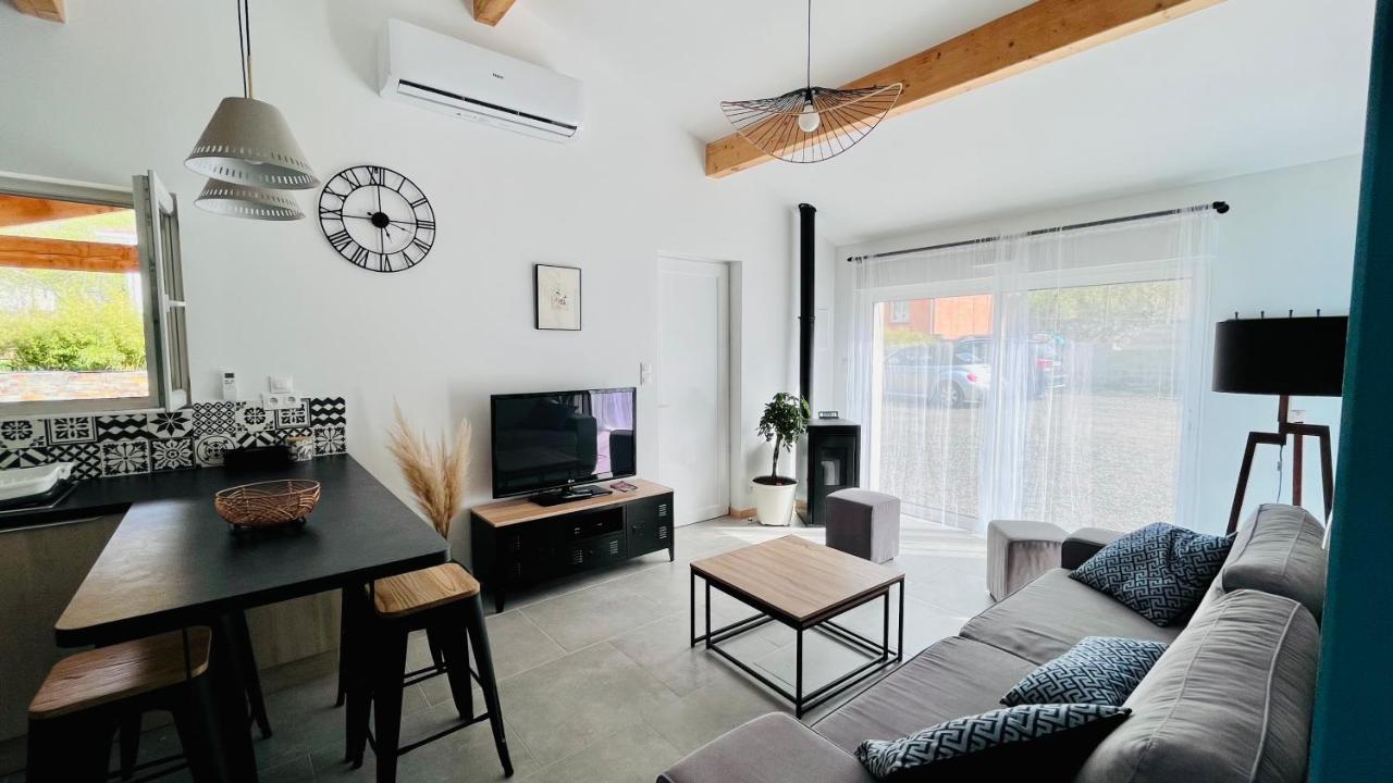 Loft24 Fibre Tout Compris Ussat Eksteriør bilde