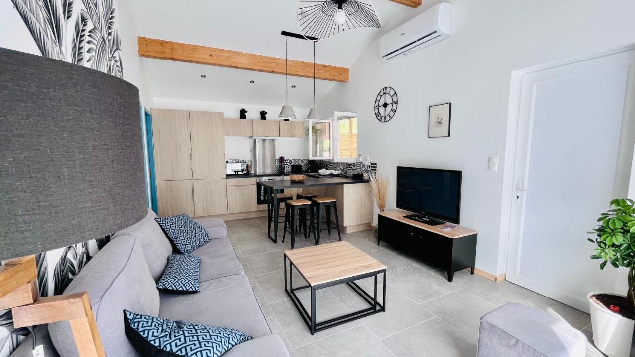 Loft24 Fibre Tout Compris Ussat Eksteriør bilde